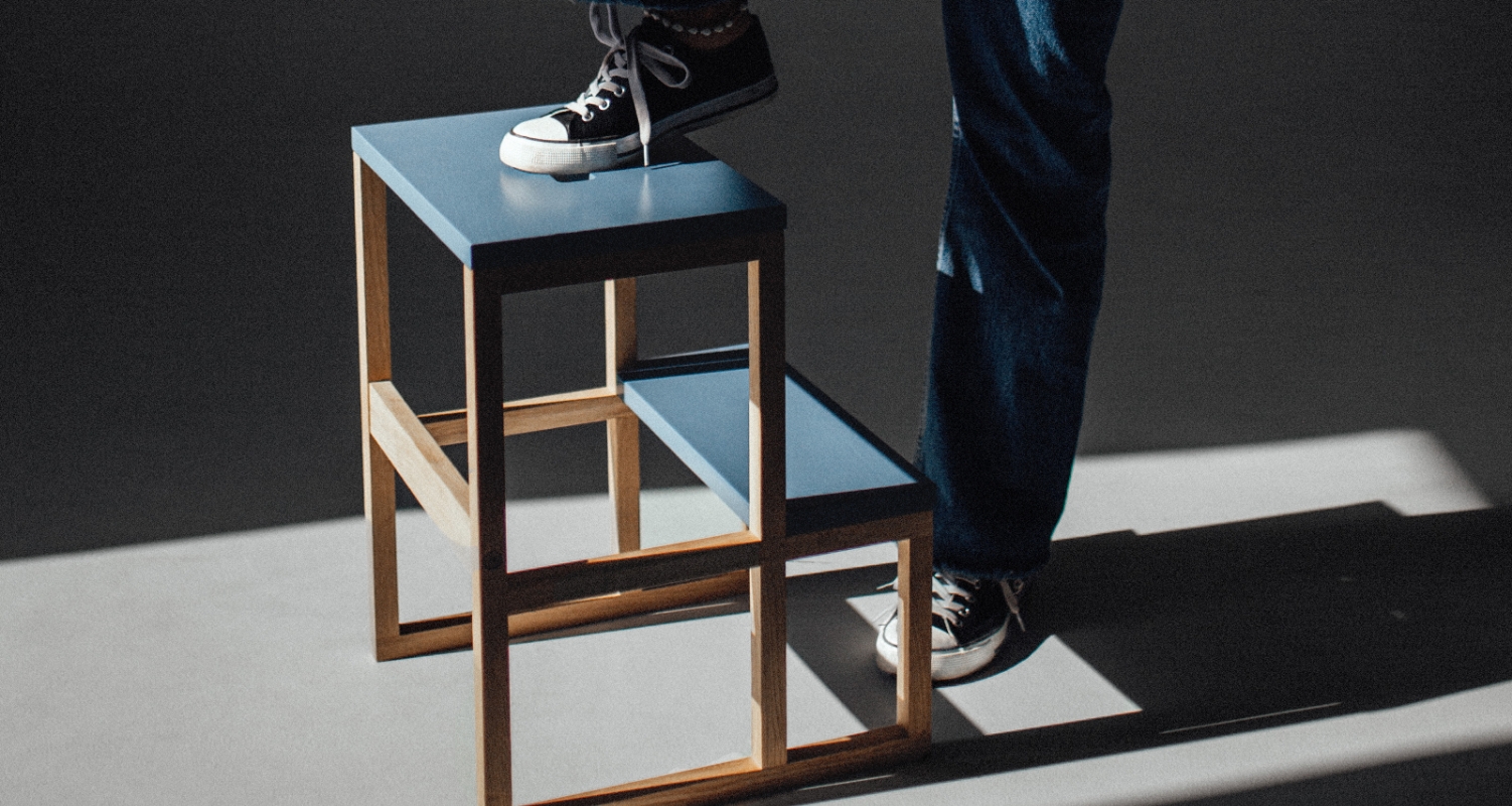 Upmarket designer furniture • retasta